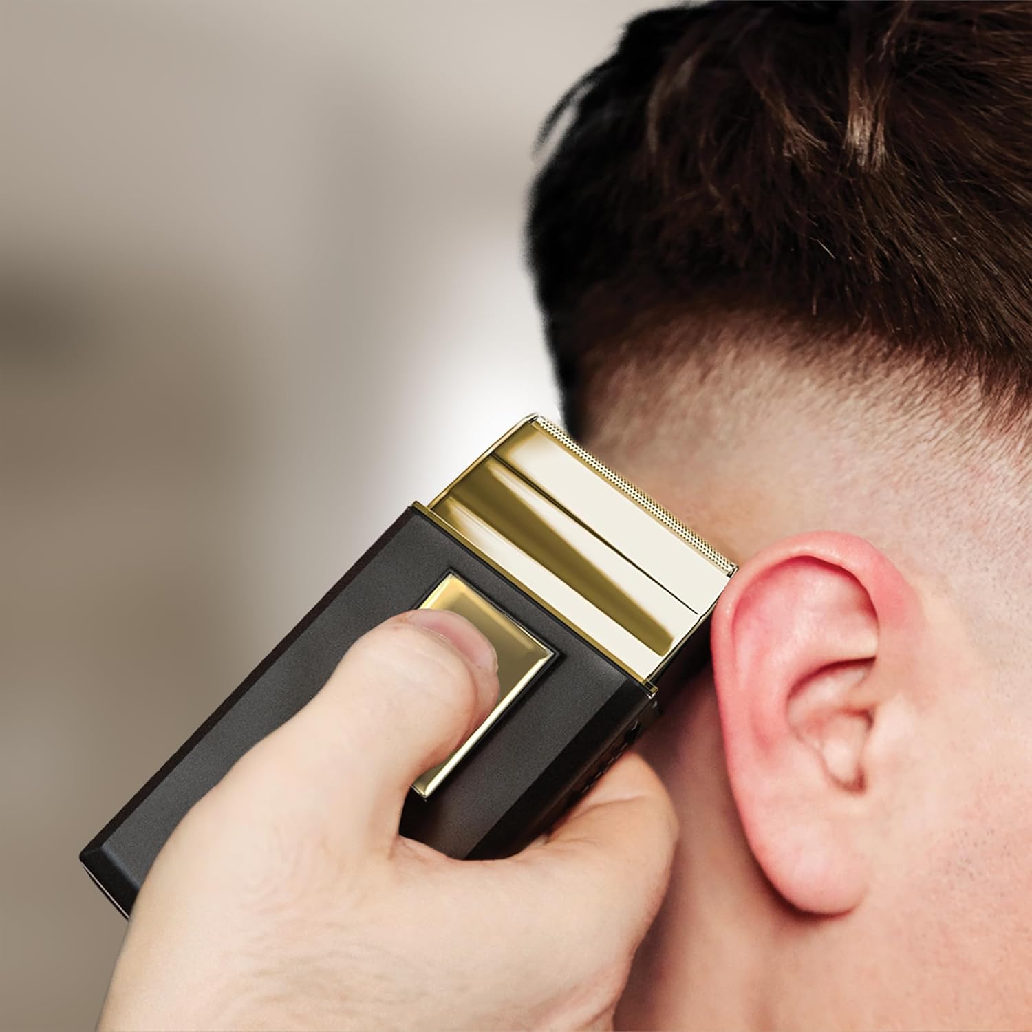 Afeitadora Wahl Travel Shaver Gold Edition | A1432
