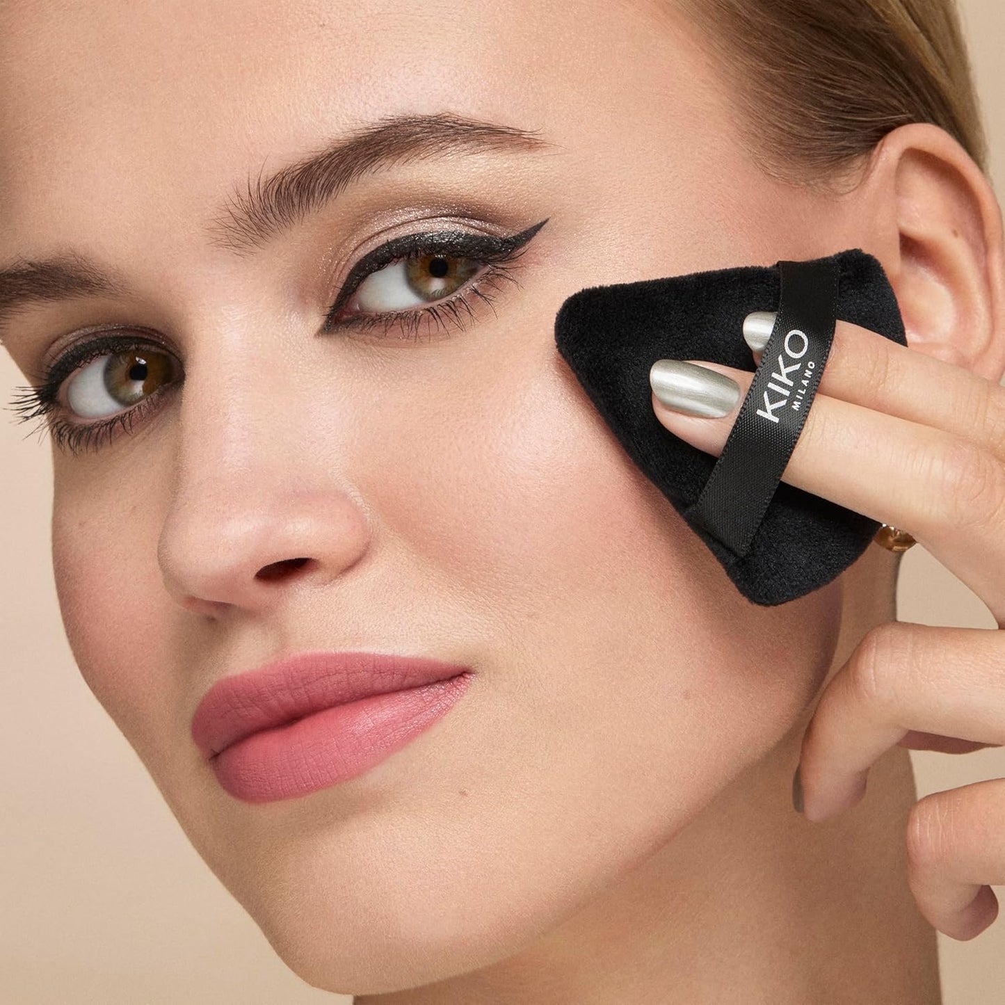 Borla Maquillaje Triangular | A1967